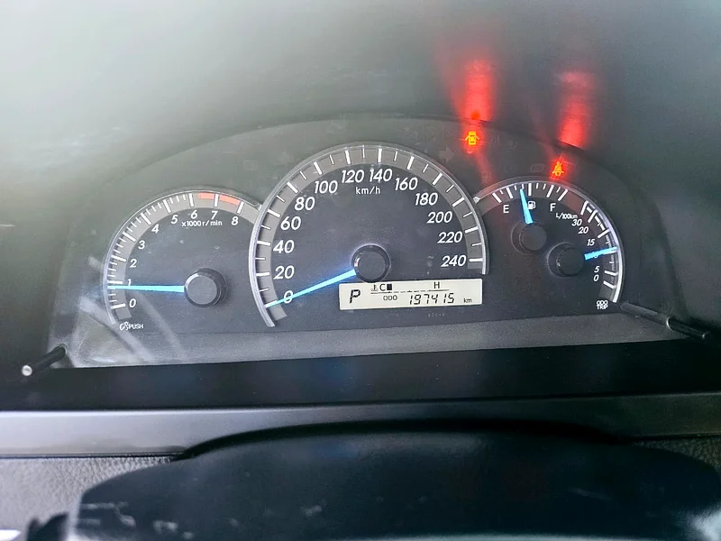 Toyota Camry 2015 model63401308005634113