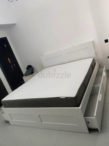 IKEA brimness king 180×200cm bed frame+headboard +4 big storage drawers underneath with IKEA mattres