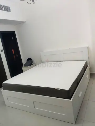 IKEA brimness king size 180×200cm bed with headboard 4 storage drawers underneath with IKEA mattress
