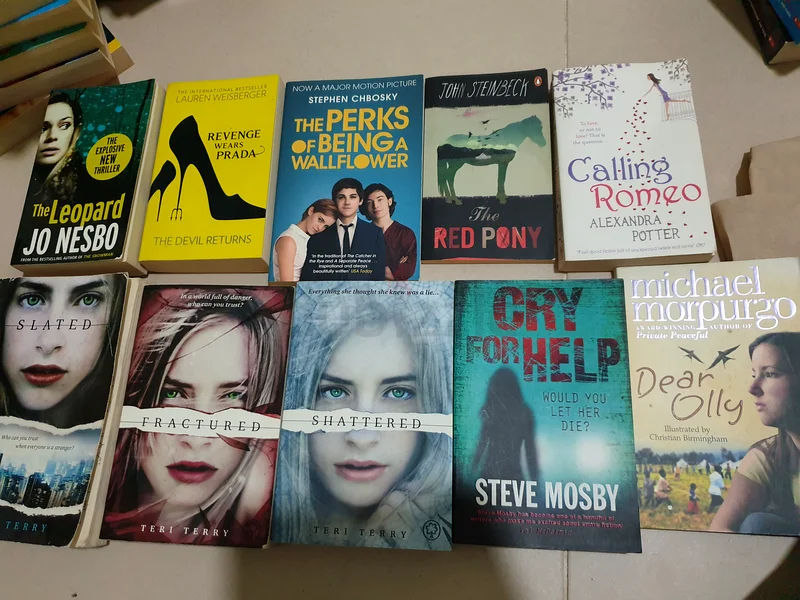 10 كتب من أنواع مختلفة632257450677771112