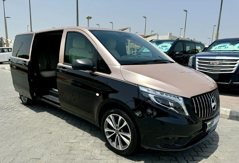 مرسيدس فيتو 2020 طقم جسم خليجي مايباخ حالة جيدة جداً ضمان سنة من ضمان إم بي631661578300191117