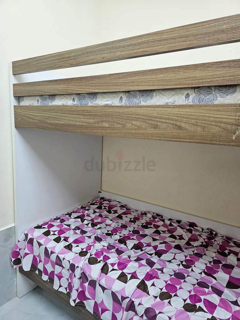 KIDS TRUNK BED frame with Mattresses63210359728643111