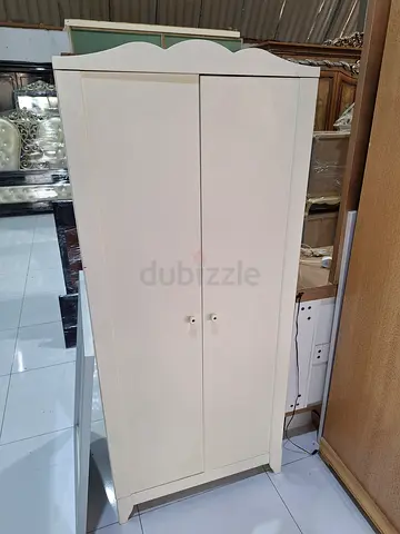 2 door wardrobe