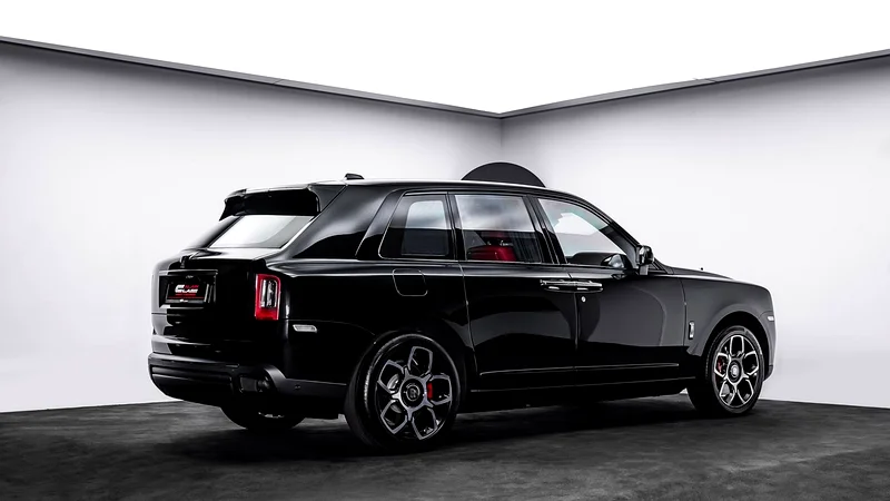 Rolls-Royce Cullinan Black Badge 2023 - Under Warranty and Service Contract till 202763174307839489113