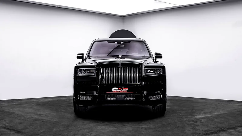Rolls-Royce Cullinan Black Badge 2023 - Under Warranty and Service Contract till 202763174307839489111