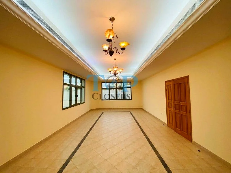 Separate Entrance| Central Duct Ac| Driver Room62868801967489114