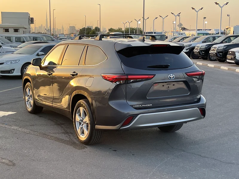 2023 TOYOTA HIGHLANDER LE HYBRID IMPORTED FROM USA63158340788866113
