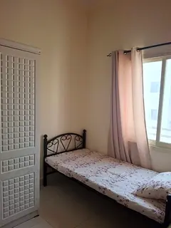 Ladies bed space for rent