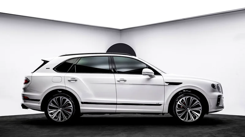 Bentley Bentayga First Edition 2021 - GCC63134991366786112
