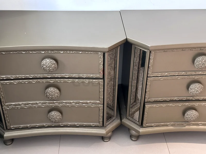 Night stand / bed side tables63179386171523117
