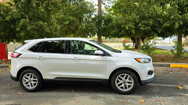 FORD EDGE SE 202263148646954754114