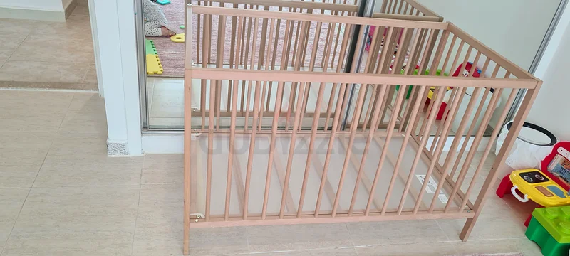 IKEA baby bed (without mattress)63205891442691112