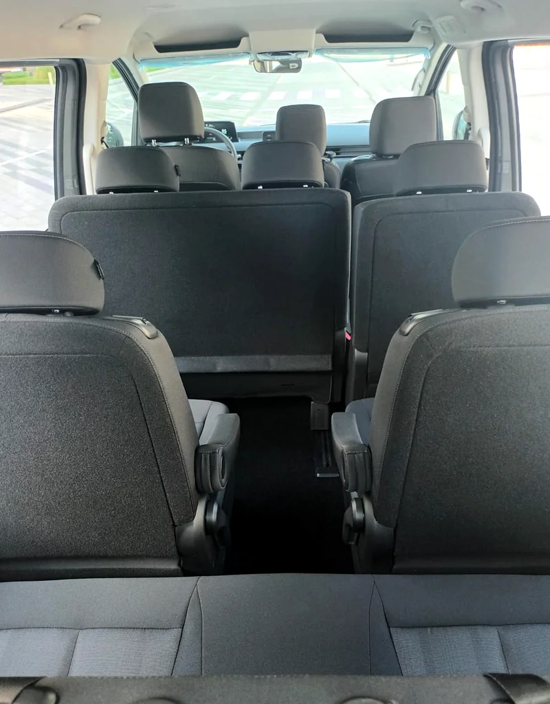2025 - 11 seats - Under warranty - 1 owner - 2 keys63171299236995112