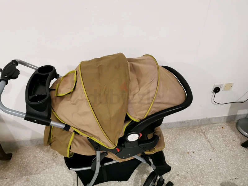 BABY TROLLEY AND car Seat63174810072322111