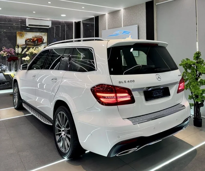 MERCEDES GLS400 || GCC || FULLY LOADED || حالة رائعة || بدون حوادث || قليلة الكيلومترات62931643767938111