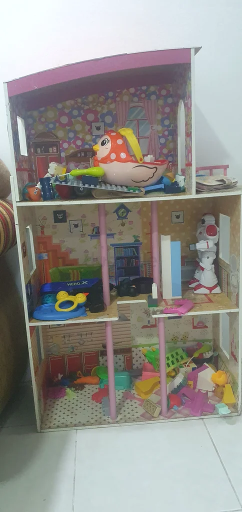 بيت الدمية معروض للبيع63226269901315111