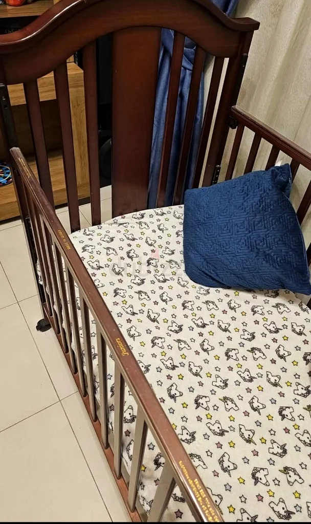 Baby Crib by Juniors – Ideal for Ages 0 to 8 Years63205891456641112