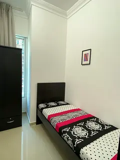 Single room available immediately in business bay near metro