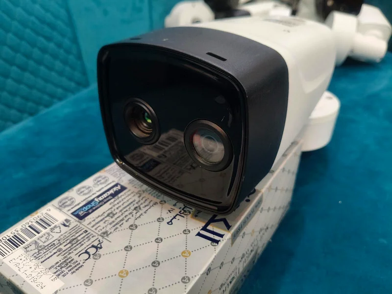 كاميرا HIK Vision الحرارية البصرية ثنائية الطيف الشبكة الرصاصة CCTV63258143661699111