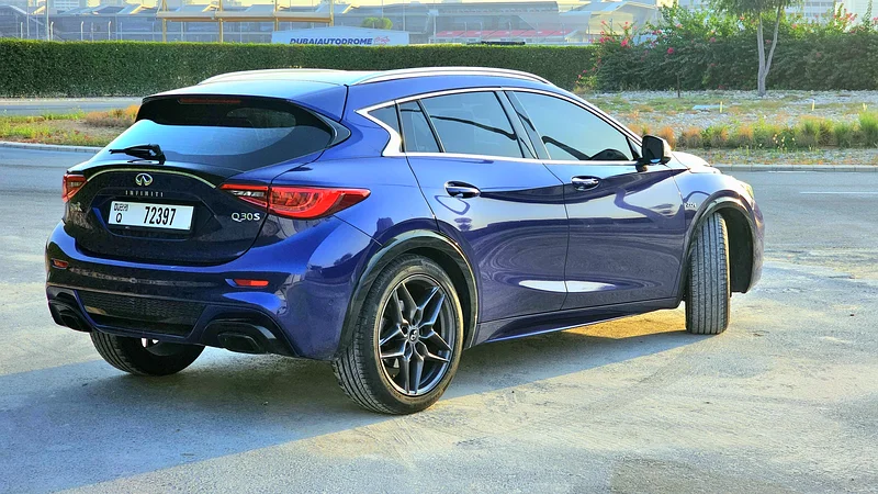 2017 إنفيني Q30S 2.0T #عُدّة منخفضة #FDSH63173843047041113