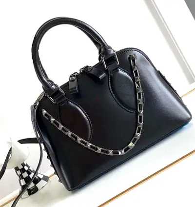 Valentino Garavani Rockstad Leather Tote bag