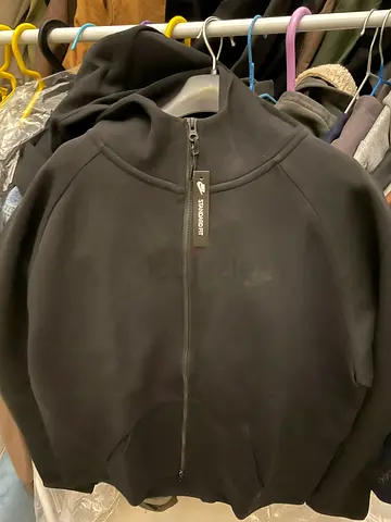 Stylish Nike Black Zip-Up Hoodie for Sale!