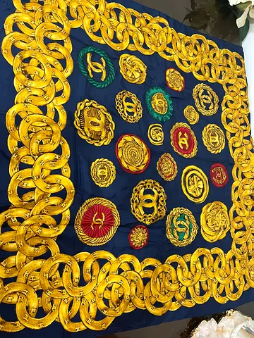 Chanel scarf original