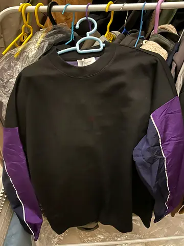 Stylish Splicing design Black and Purple Sweatshirt - Perfect for Casual Outings!