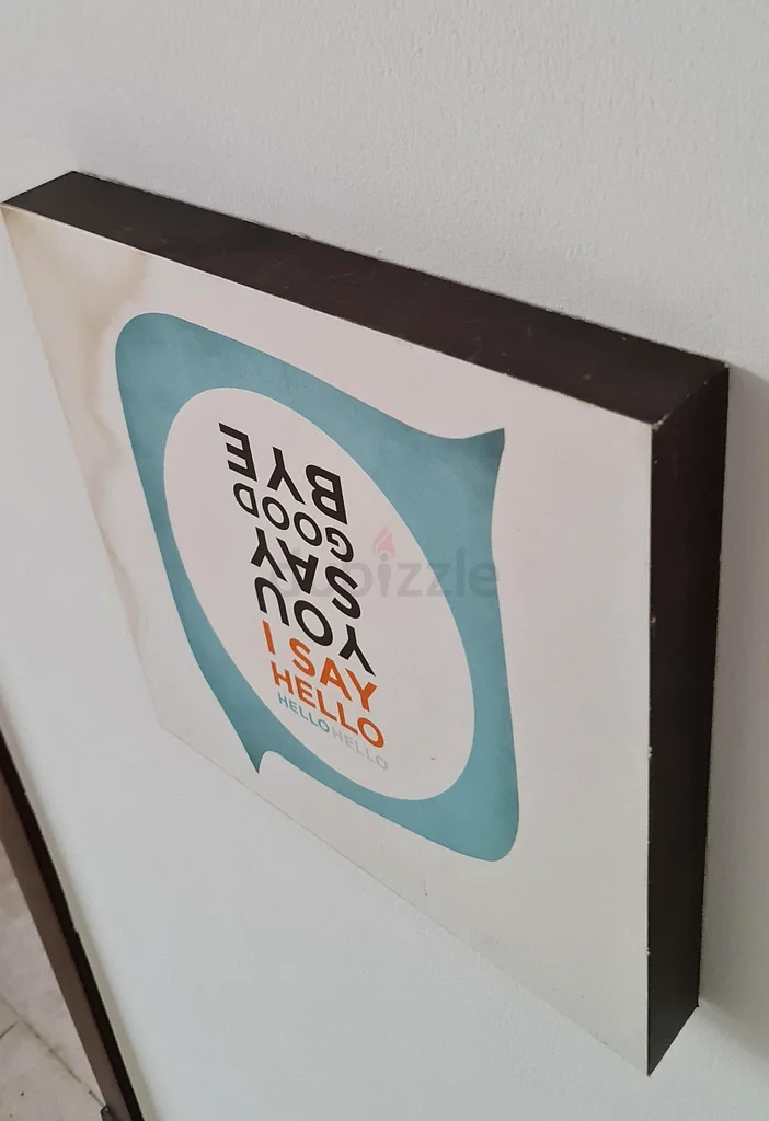 إطار لوحة حائط - أقول مرحباً (30.5 × 30.5 سم)63227809048579114