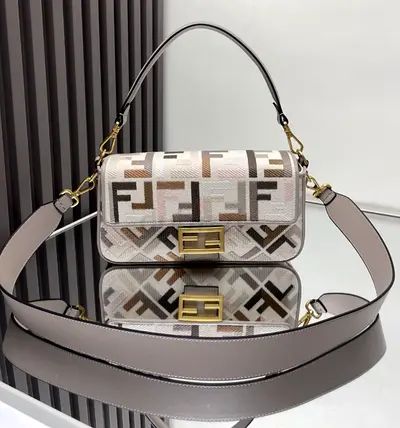 FENDI Baguette sholder bag. New.