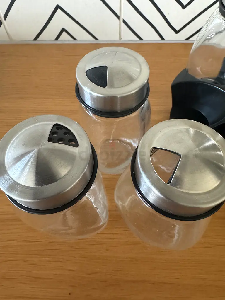 6 spice jars and rotating holder NEW63215375557377112