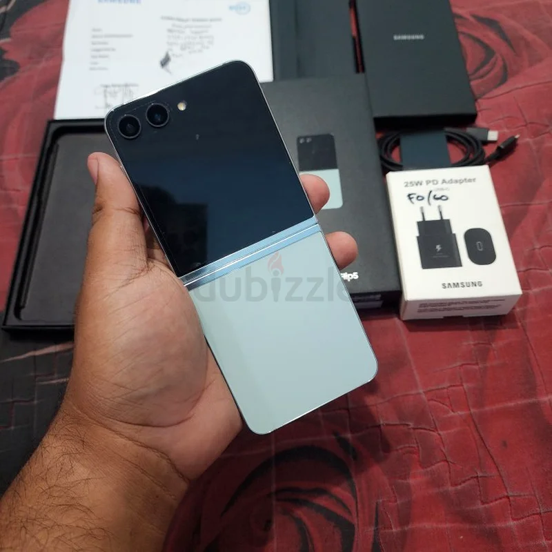 Z FLIP 5 128 gb 8 GB ( ALL CLEAN)62933698052994111