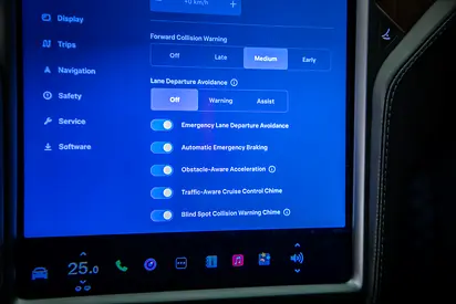2019 Tesla MODEL X thumbnail 12