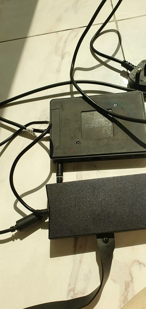 Dell Dock WD1563256064491650111