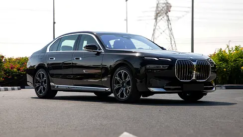Used 6 cylinder BMW 7 Series for sale in Dubai | dubizzle