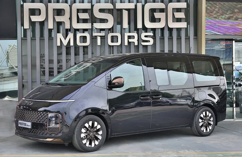 Hyundai Staria 2022 VIP 4-seater GCC 2 Years Warranty63171299078018119
