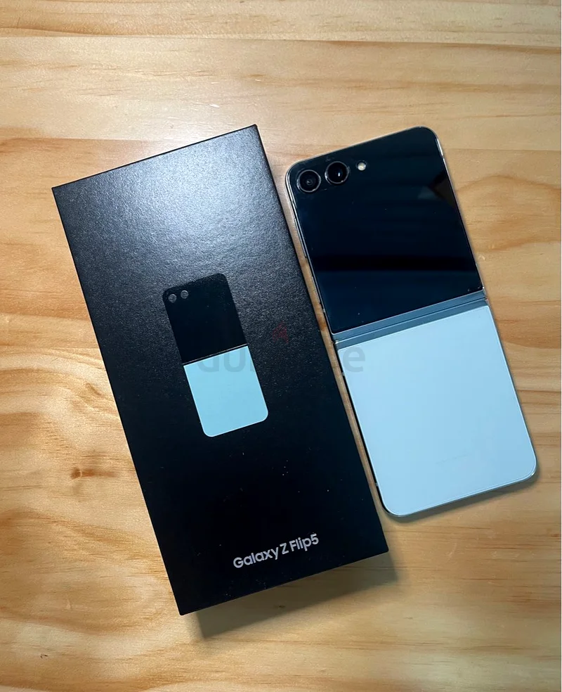 Z FLIP 5 128 gb 8 GB ( ALL CLEAN)62933698052994112