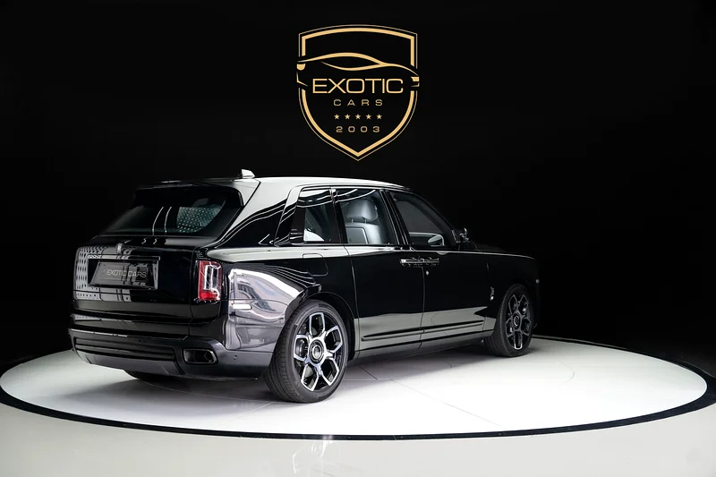 BLACK BADGE | REAR ENTERTAINMENT | STARLIGHT | BESPOKE AUDIO | WARRANTY APRIL 202763173486342658112
