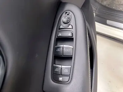 صورة مصغرة 17 لـ 2022 Infiniti QX50