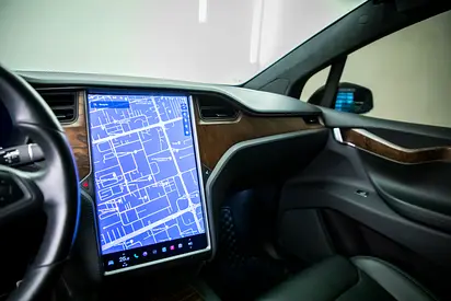 2019 Tesla MODEL X — фото 9