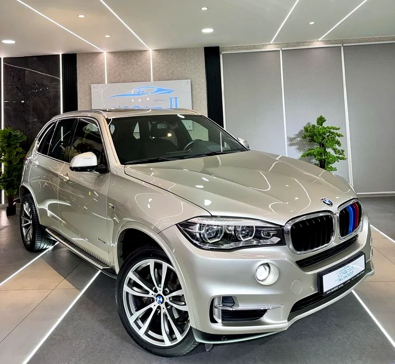 LOVELY GOLDEN BMW X5 V6 || TOP RANGE || GCC || F.S.H BMW || REAR SCREENS || 79k MILES63178882471554112