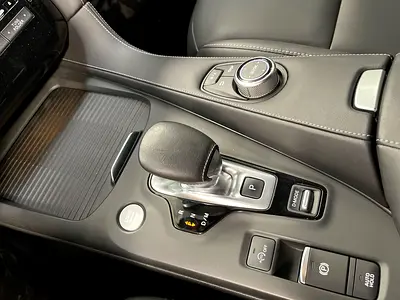 صورة 15 لـ 2022 Infiniti QX50