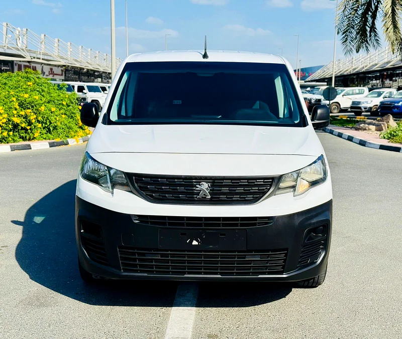 PEUGEOT PARTNER 1.6L 2022 GCC SPECS VERY GOOD CONDITION62935672063107111