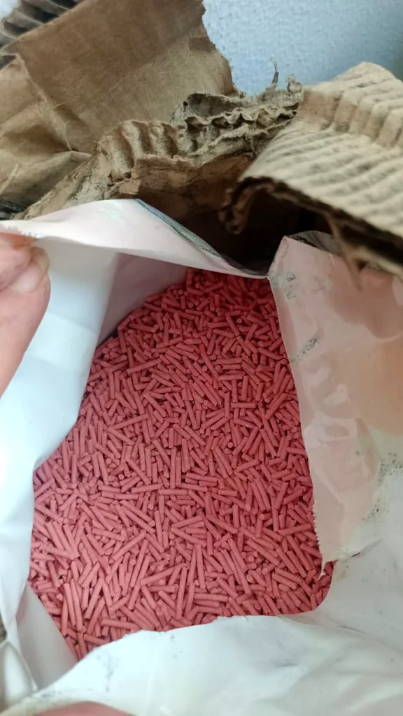 صندوق فضلات القطط مع الفرشة63174798238849111