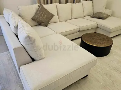 The one Kingstone U shape sofa Looks brand new Beieg