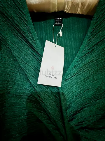 shein brand new green long dress @10dhs only