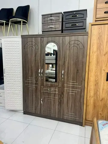 3 door cabinet