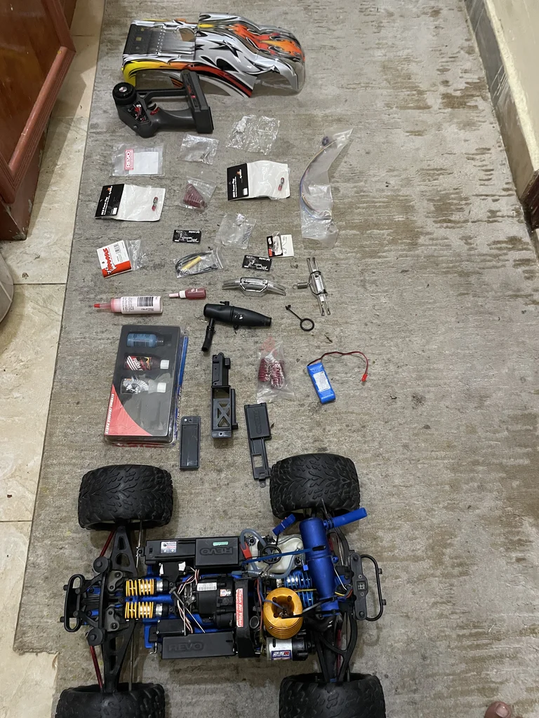 RC سيارة Revo 5310629316853181471111