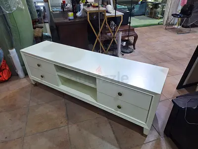 Tv table