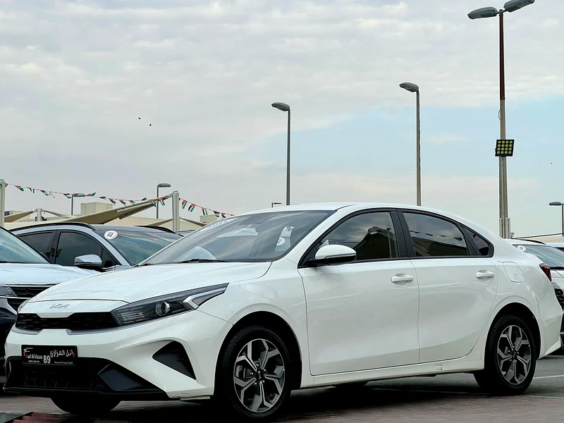 Kia Cerato 2022 Gulf, no accidents at all.  
Does not require any expenses.63171745335427111